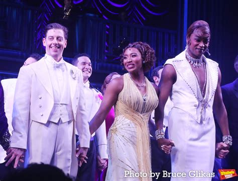 Photos The Cast Of SOME LIKE IT HOT Takes Their Opening Night Bows