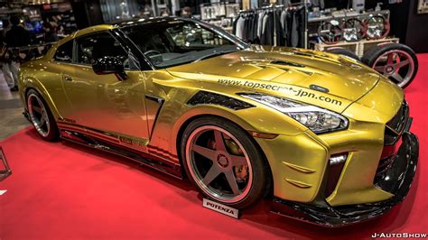 Top Secret Gold Gtr R35 Full Body Kit Tas2022 トップシークレット ゴールド Gtr フルエアロ نيسان جي تي ار Youtube