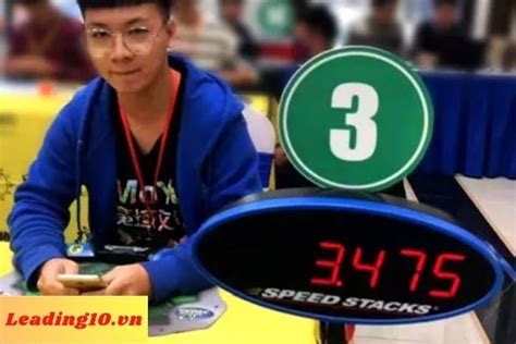 Kỷ Lục 10 Người Xoay Rubik Nhanh Nhất Thế Giới Vừa Bị Phá Vỡ