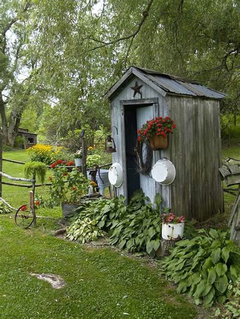 Cozy And Relaxing Country Garden Decoration Ideas You Will Totally Love