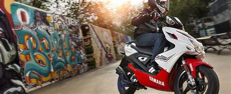 Yamaha Aerox R Et Naked Mobylette