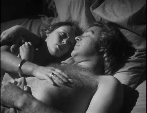 Nude Video Celebs Belinda Giblin Nude The Box S E