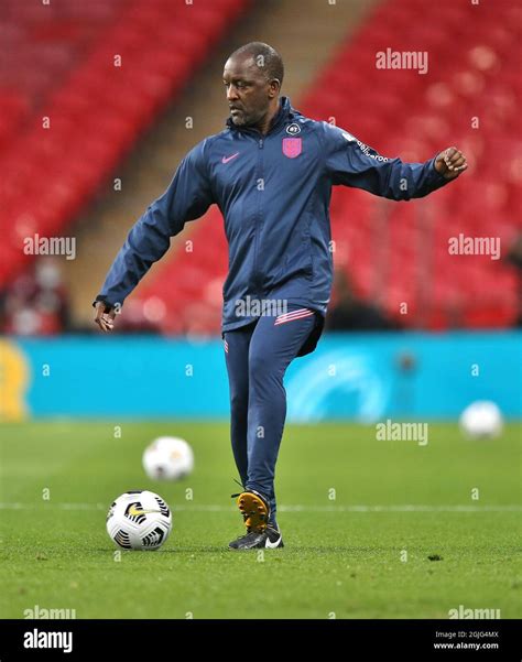 Chris Powell English football coach Stock Photo - Alamy