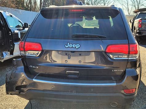 2017 JEEP GRAND CHEROKEE LIMITED - Weber Brothers Auto