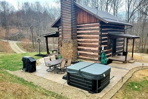 9 Inviting Pet Friendly Cabins in Ohio - Doggy Check In