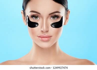 Pretty Girl Nude Make Naked Shoulders Stock Photo Shutterstock