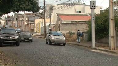 Meio Dia Paraná Ponta Grossa Moradores reclamam do excesso de