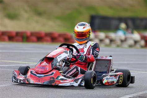 Franz Baumheier überzeugt in Ampfing mit starken Aufholjagden Kart