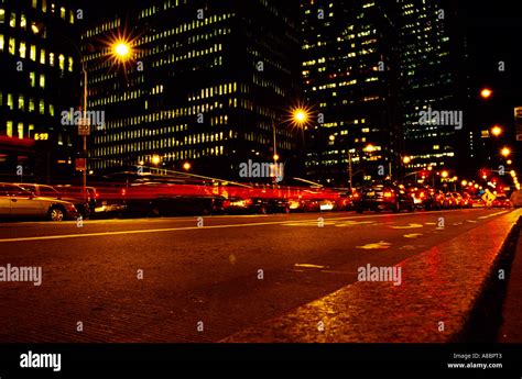 USA New York night scene of Manhattan Stock Photo - Alamy