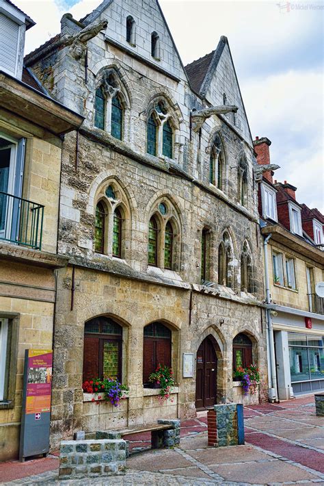 Caudebec-en-Caux – Introduction – Travel Information and Tips for France