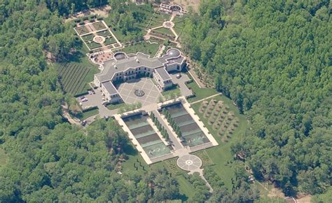 Billionaire Home Addresses Villa Collina Vernon Hill Mansion