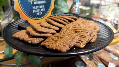 Bakkerij Van Der Bijl Bakt De Lekkerste Speculaas Met Amandelen Van