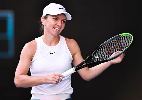 C T Mai Vrea Simona Halep S Joace R Spunsul Sportivei Privind