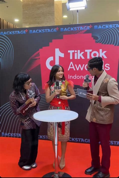 8 Photos Of Fuji An S Appearance At Tiktok Awards Indonesia 2023