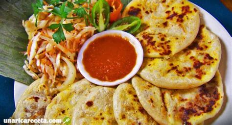 Pupusas de Loroco