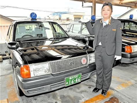 19歳タクシー運転手 奮闘 資格緩和「20歳以下」で県内初 岩佐さん（敦賀）「早く一人前に」 Fukui若狭oneweb 福井「若狭路」の