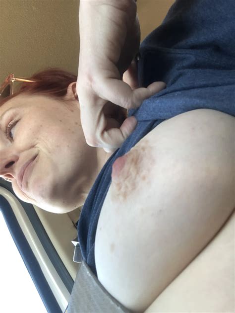 Underboobs Nude Pics XHamster