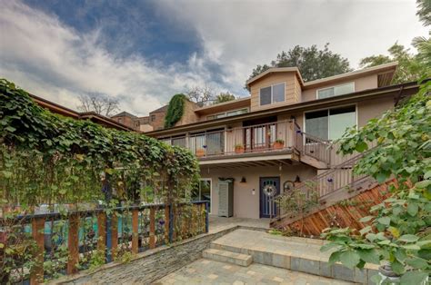 Keegan-Michael Key Lists in Hip Los Feliz - Zillow Porchlight