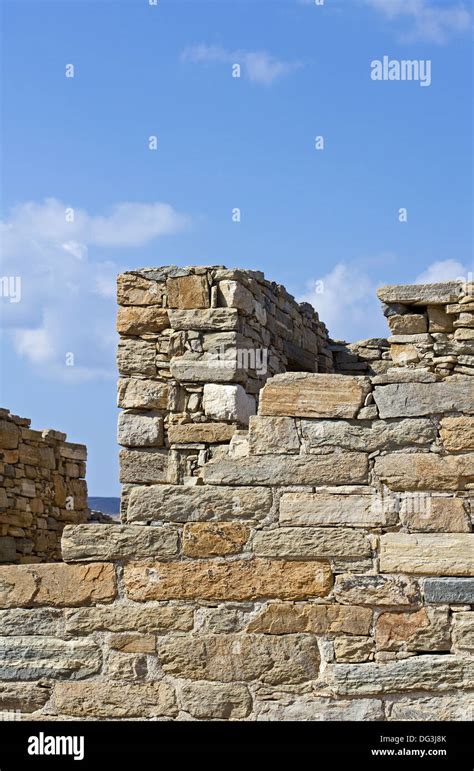 ruins on the island of delos Stock Photo - Alamy