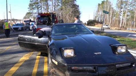 Street Racer Tries (and Fails) to Outrun Police in C4 Corvette ...