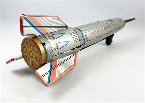 Space Toys - Friction Powered Tin Toy - Space Rocket Holdrakéta ...