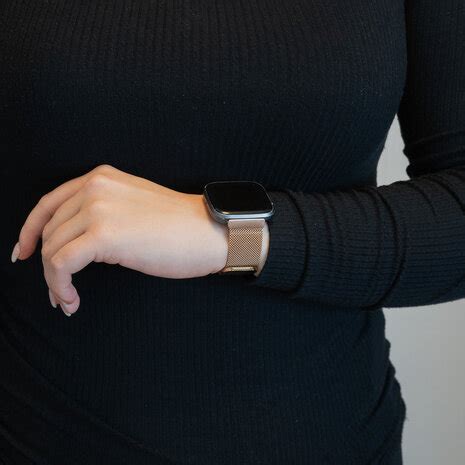 Fitbit Versa Milanese loop band roségoud Smartwatchbanden nl