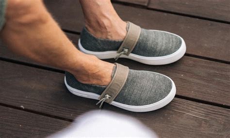 Meet Blueview: World’s First Biodegradable Shoes with Algae-Based Sole