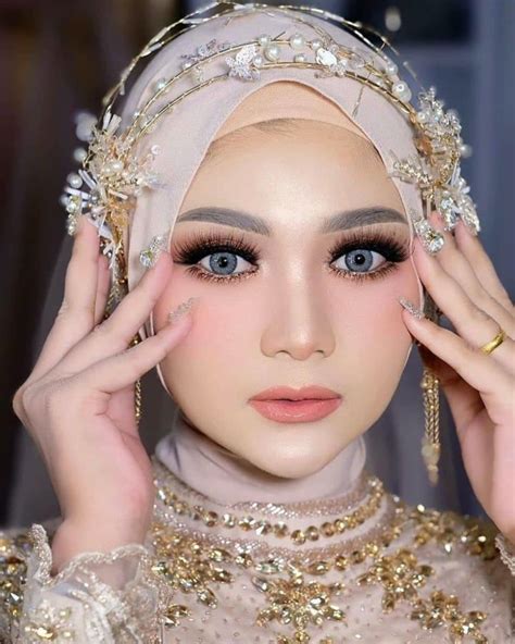 12 Ide Headpiece Cantik Untuk Hijab Pernikahan Dari Yang Ekstra Sampai Yang Elegan