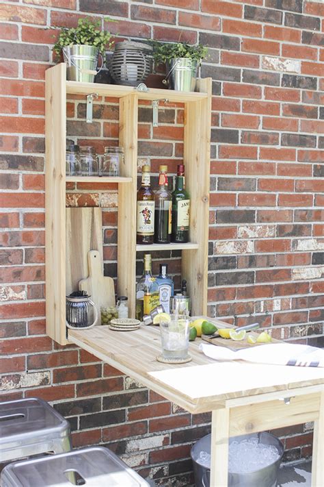 How to Build an Outdoor Murphy Bar