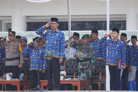 PEMKAB PESIBAR GELAR UPACARA PARIPURNA BULANAN TAHUN 2024 Kabupaten