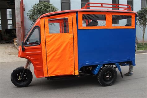 Cargo Tuk Tuk Three Wheel Motorcycle With Roof Adult Three Wheels