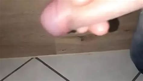 Kleiner Penis Spritzt Ab Gay Man Porn XHamster