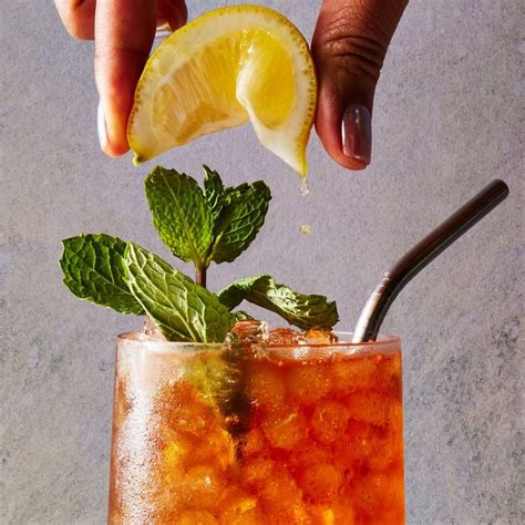 This Spiked Arnold Palmer Is The Boozy Bev We Ll Be Sipping On All