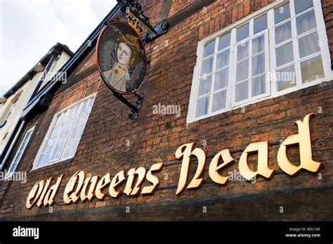 Old Queens Head Pub In Sheffield South Yorkshireengland Great