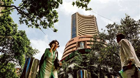 Markets Opening Sensex At 62 615 Nifty At 18 638 Hindustan Times