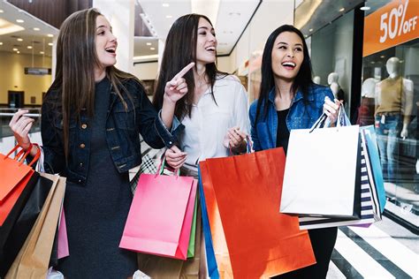 5 Best Cities For Shopping In America | Center Post 