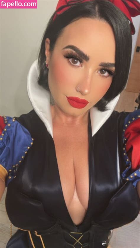 Demi Lovato Ddlovato Nude Leaked Onlyfans Photo Fapello