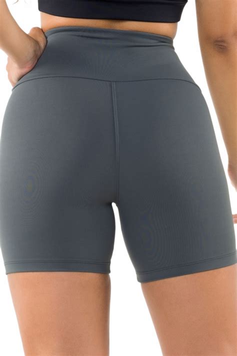 Short Basics Cinza Grafite Em Suplex Poliamida Donna Carioca Moda Fitness