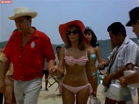 Jacqueline Fellay Ii Nue Dans La Muerte En Bikini