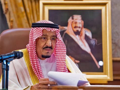 Saudi Arabia's King Salman bin Abdulaziz admitted to hospital due to inflammation of his gallbladder