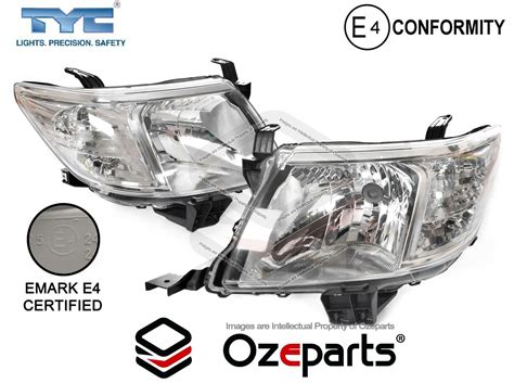 Pair LH RH Head Light Lamp Chrome For Toyota Hilux 2011 2015 2WD 4WD