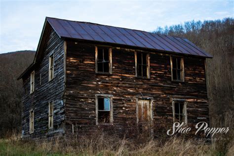 Abandoned House in West Virginia - Shae Pepper Photography