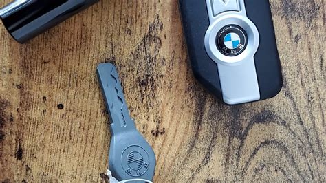 How To Use Emergency Key On Your BMW R1250 GS GSA YouTube