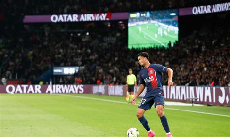 Psg Senza Messi E Neymar Pace Fatta Coi Tifosi A Anni Zaire Emery