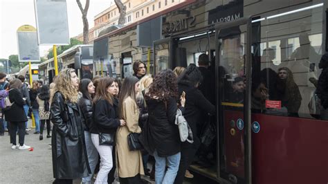 Metro A Interrotta Per Due Ore Per Intervento Tecnico Circolazione