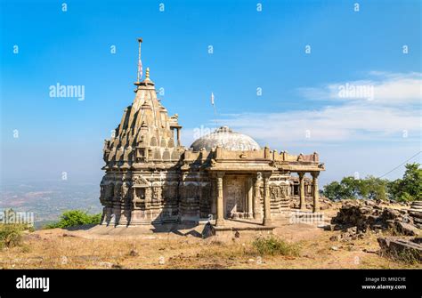 Digambar Jain Mandir, a temple on Pavagadh Hill - Gujarat, India Stock ...