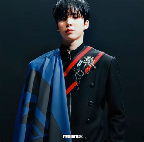 Ateez Pics On Twitter Rt Jyunhotteok Yunho Limitless