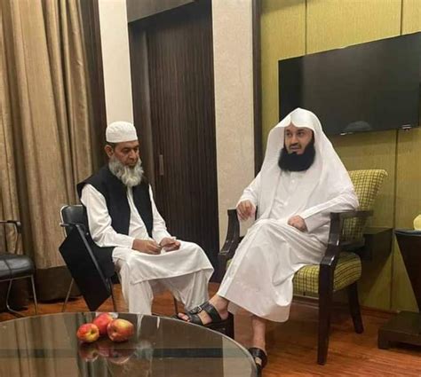 Mufti Menk Biography Wiki Age Wife Net Worth Parents And More