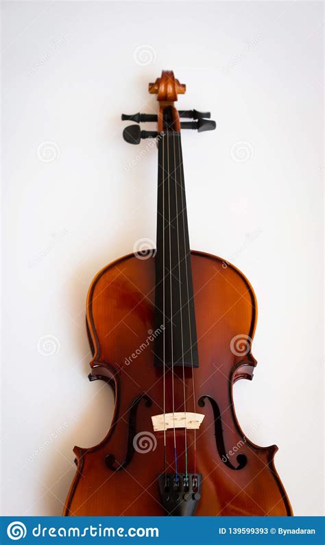 Violino No Fundo Branco Curva Imagem De Stock Imagem De Branco