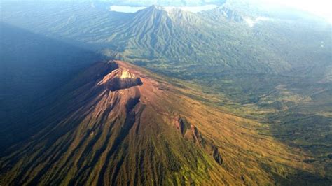 Dozens Of Flights Cancelled In Bali Due To Volcano Eruption